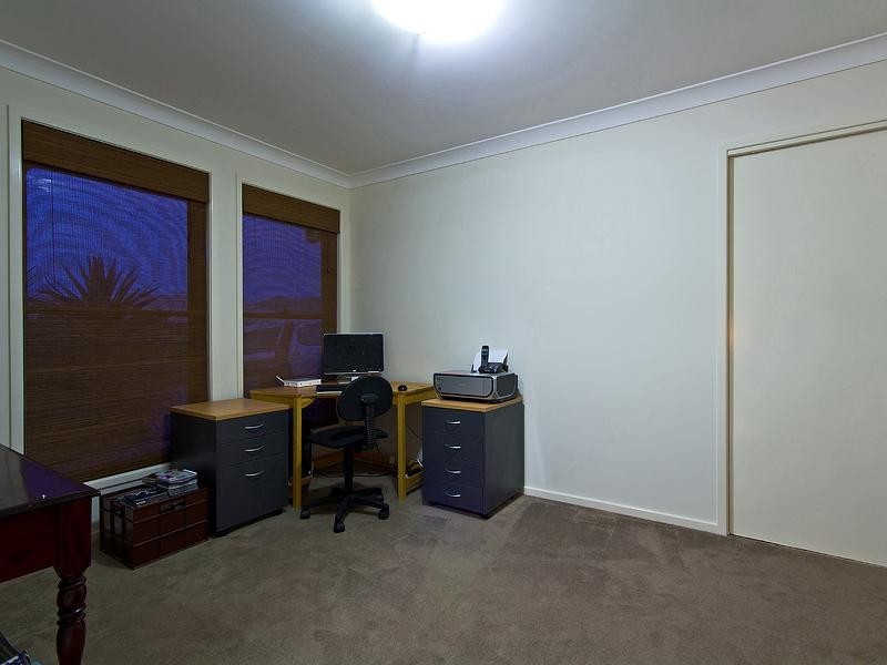 8 Marlow Street, Oxenford QLD 4210