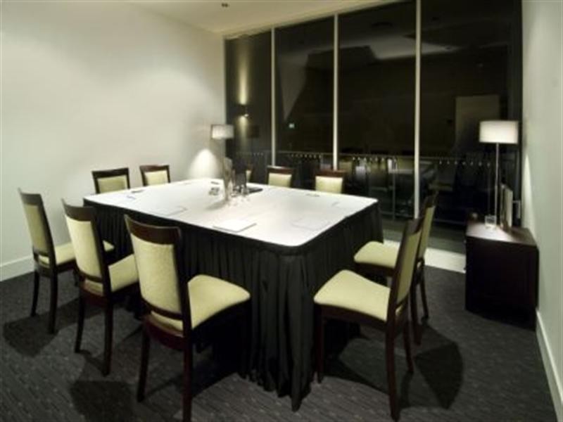 Hope Island QLD 4212