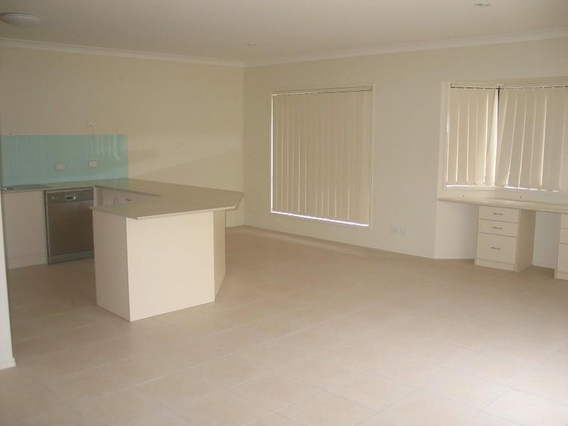 32 Gannon Way, Upper Coomera QLD 4209