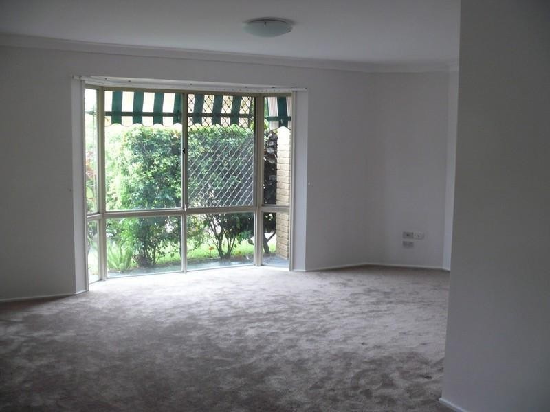 3 Adaminaby Drive, Helensvale QLD 4212