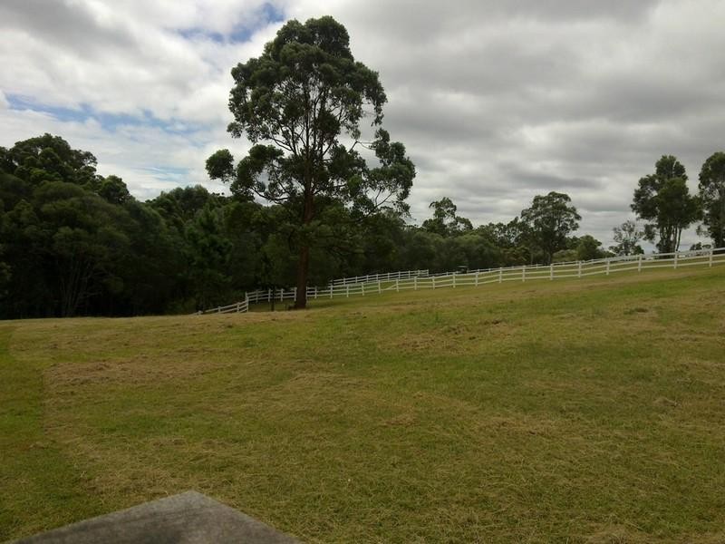 49 Huntington Drive, Maudsland QLD 4210