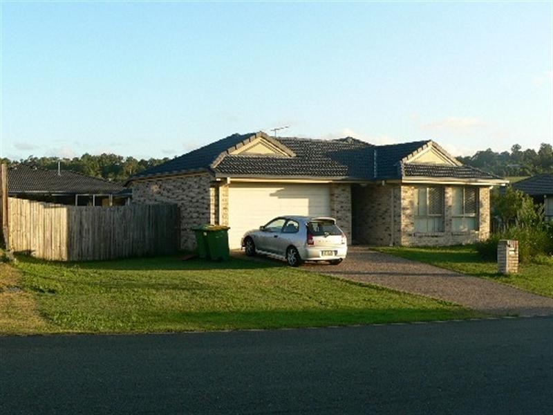 24 Bella Boulevard, Pimpama QLD 4209