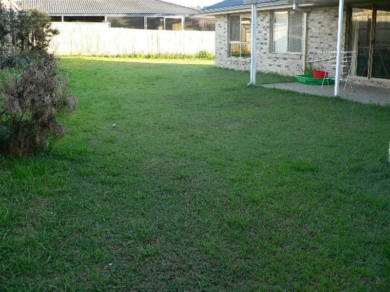 24 Bella Boulevard, Pimpama QLD 4209