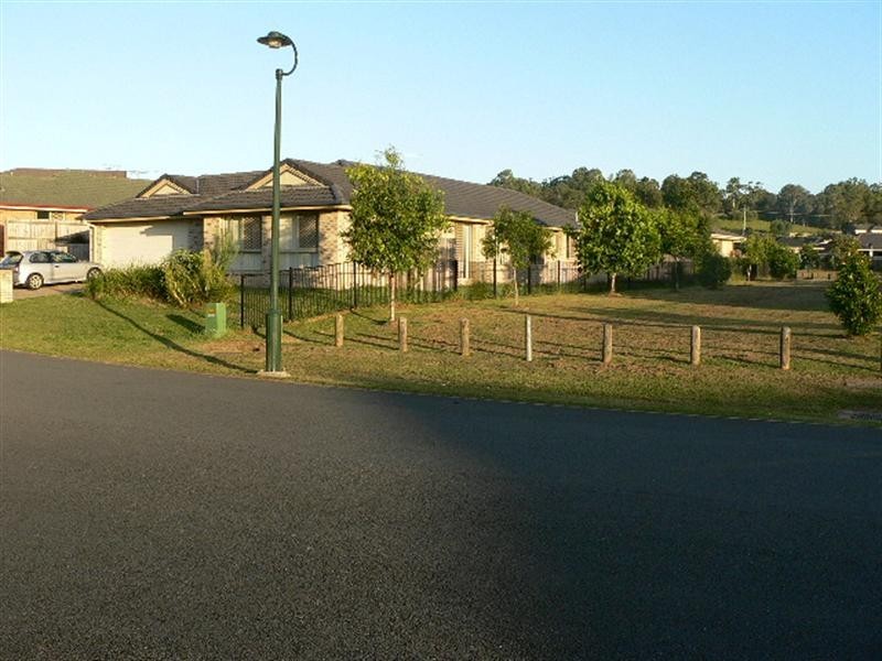 24 Bella Boulevard, Pimpama QLD 4209