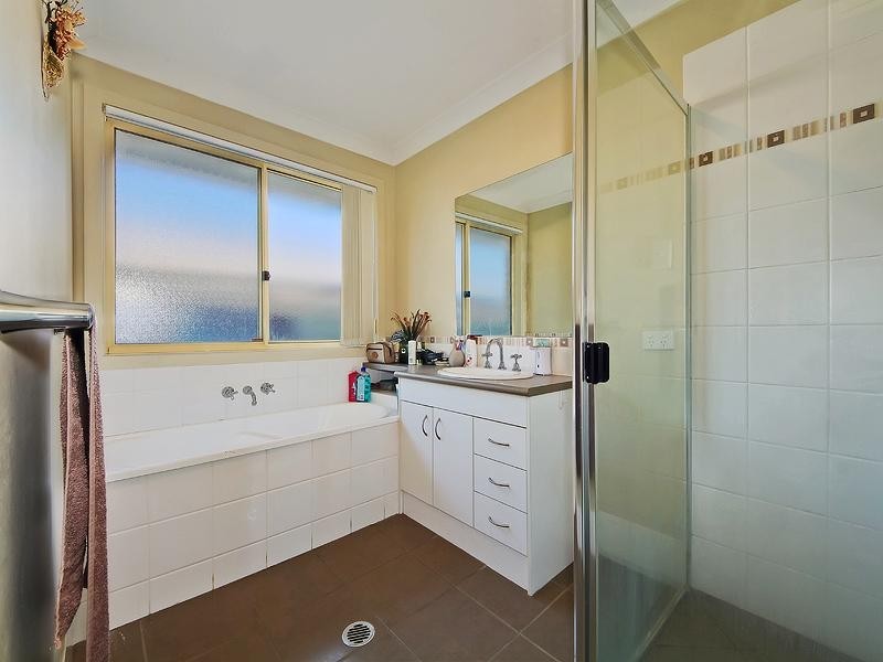 6 Worth Court, Upper Coomera QLD 4209