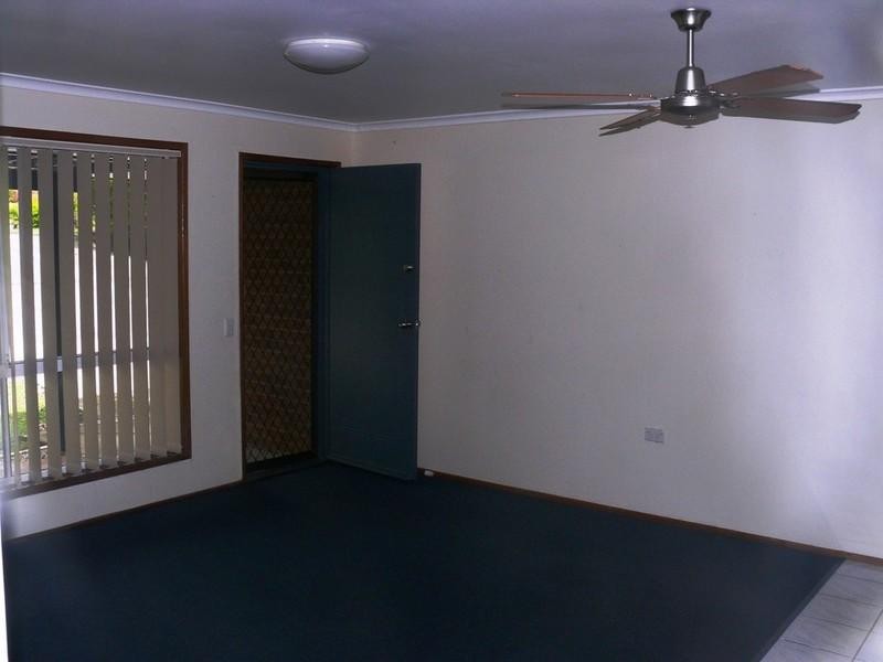 1/24 Chaplin Crescent, Oxenford QLD 4210