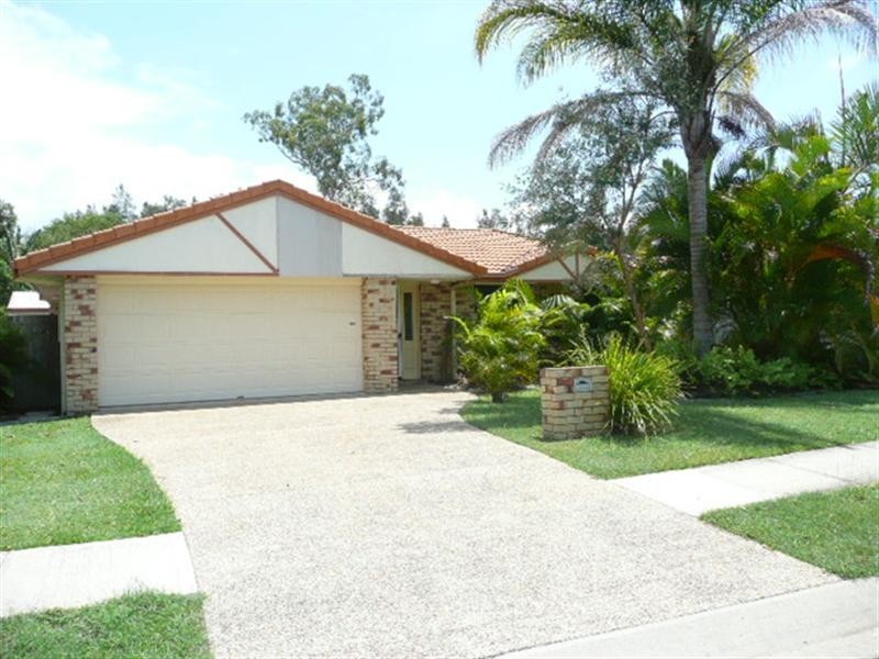 4 Cootharaba Drive, Helensvale QLD 4212