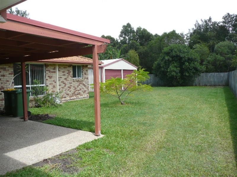 4 Cootharaba Drive, Helensvale QLD 4212