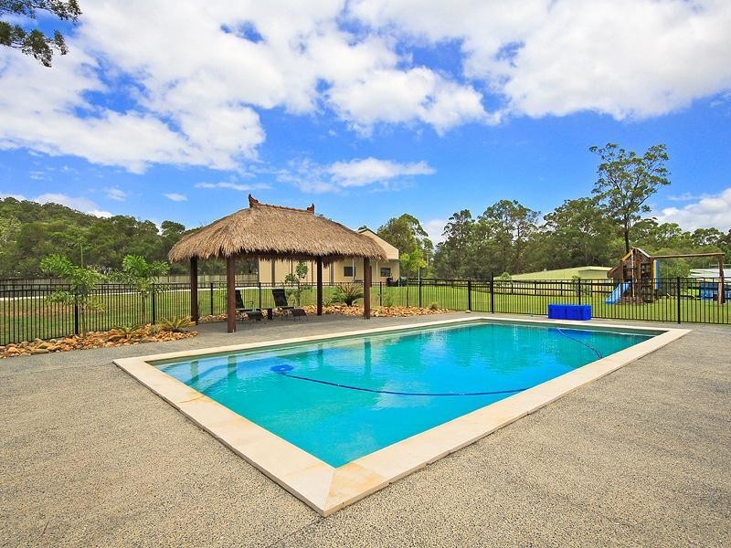 41 Lagoon Park Drive, Maudsland QLD 4210