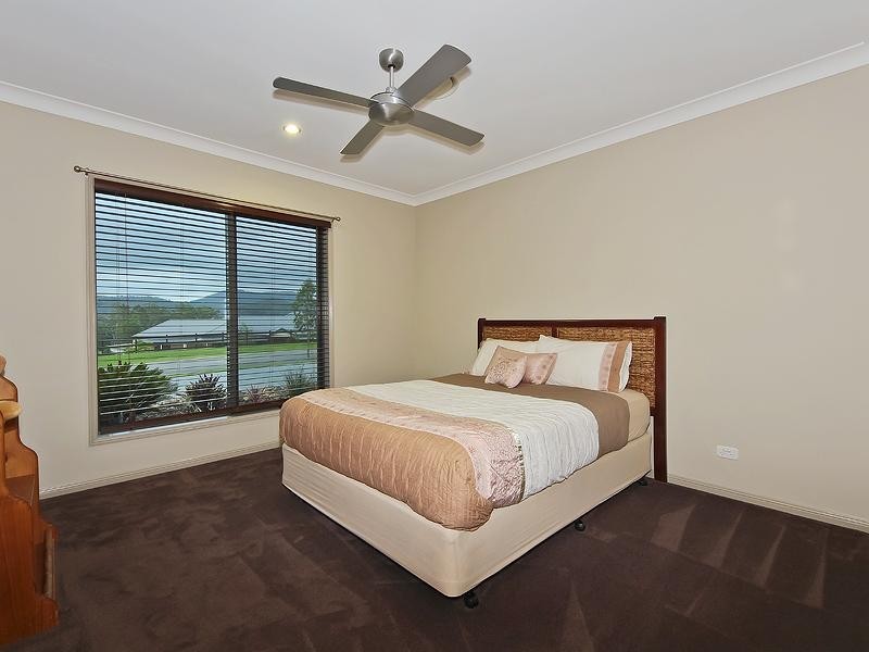 41 Lagoon Park Drive, Maudsland QLD 4210