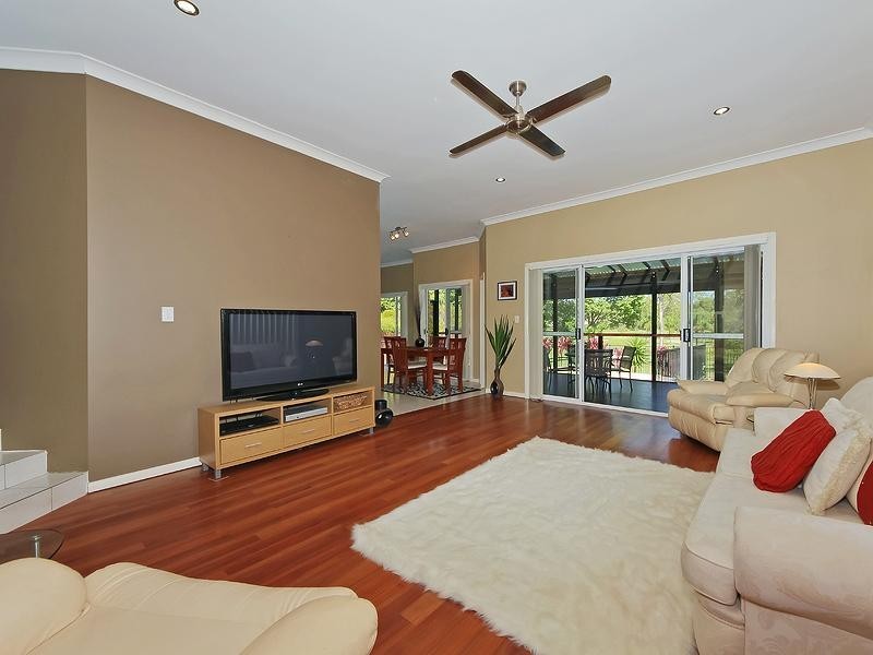 48 Lismore Drive, Helensvale QLD 4212