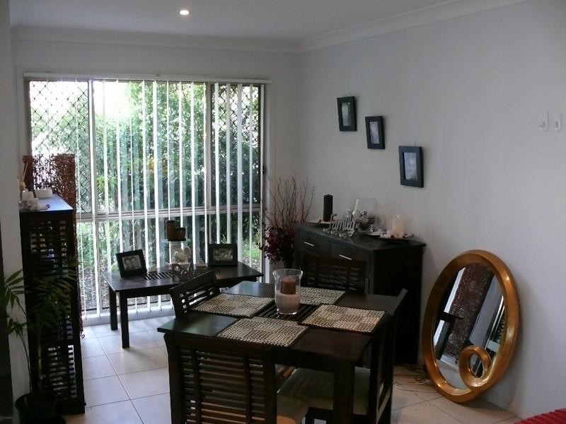 2/7 Freestone Drive, Upper Coomera QLD 4209