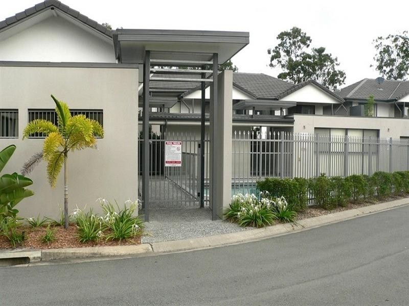 29/2 Jefferson Court, Upper Coomera QLD 4209