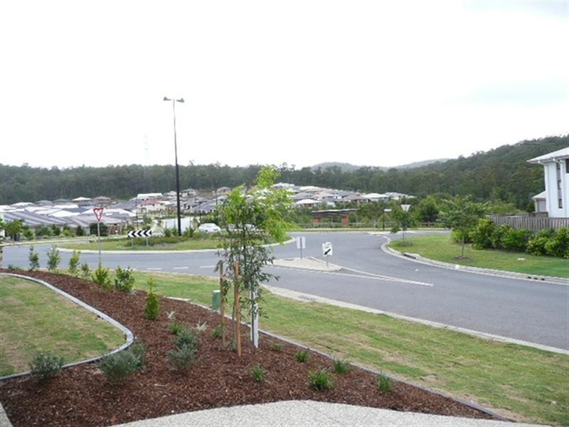 86 Wunburra Circuit, Pacific Pines QLD 4211