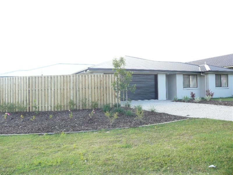 86 Wunburra Circuit, Pacific Pines QLD 4211