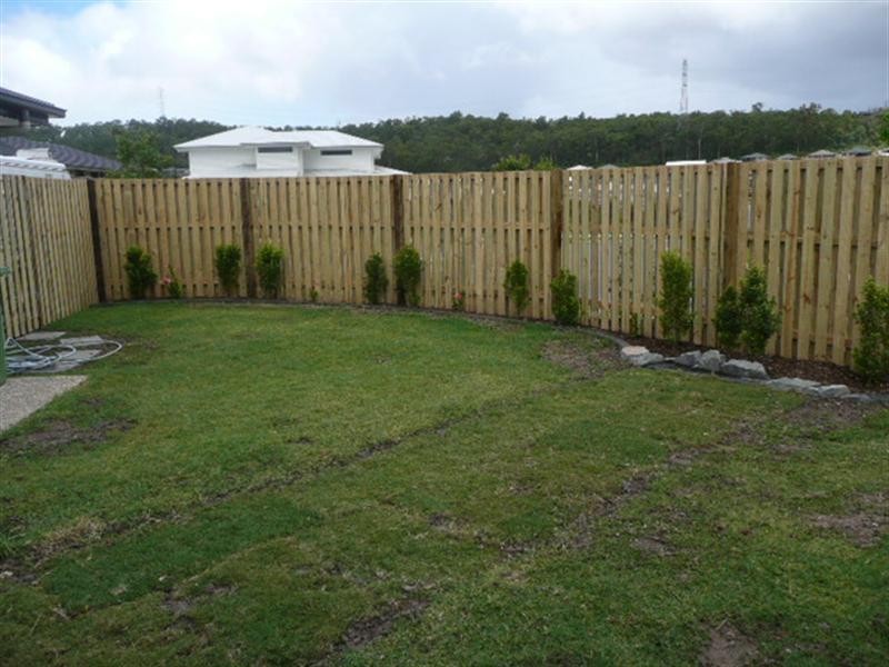 86 Wunburra Circuit, Pacific Pines QLD 4211