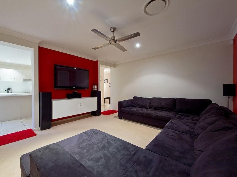 5 Greenleaf Street, Upper Coomera QLD 4209