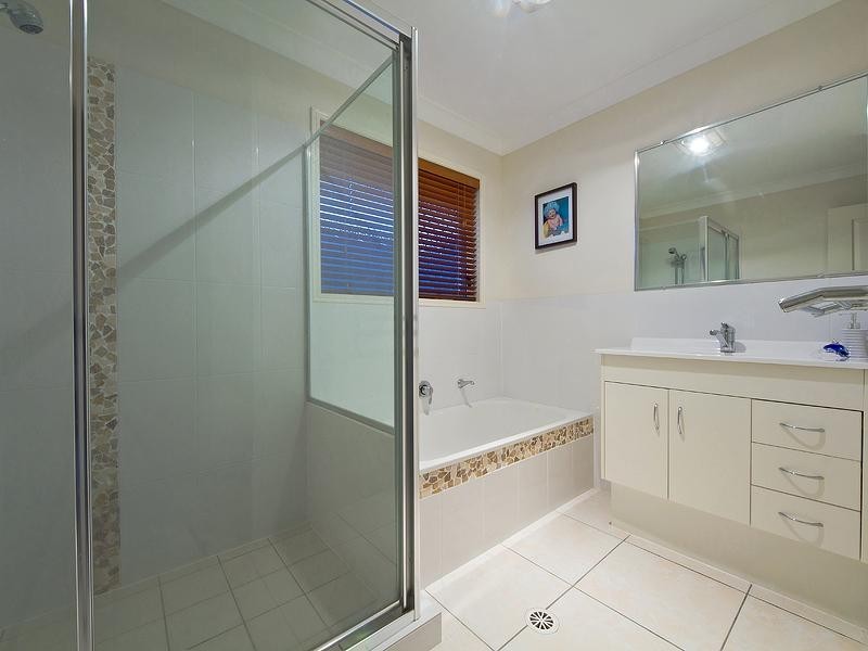 5 Greenleaf Street, Upper Coomera QLD 4209