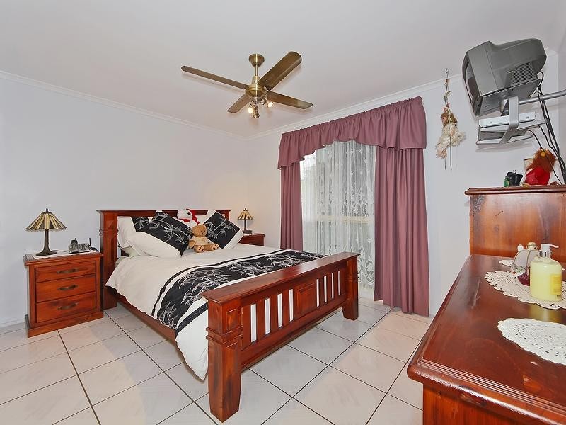 11 Banka Avenue, Jacobs Well QLD 4208