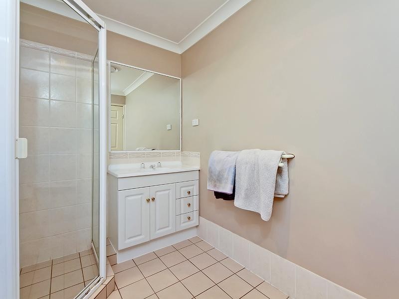 4 Heather Drive, Upper Coomera QLD 4209