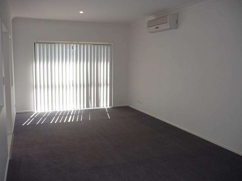 38 Gannon Way, Upper Coomera QLD 4209