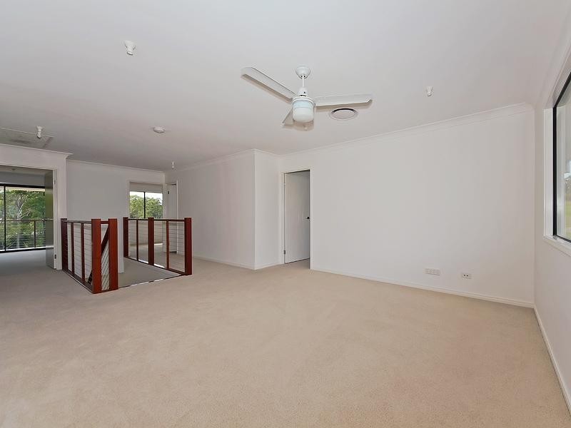 4 Greenview Drive, Upper Coomera QLD 4209