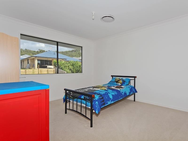 4 Greenview Drive, Upper Coomera QLD 4209