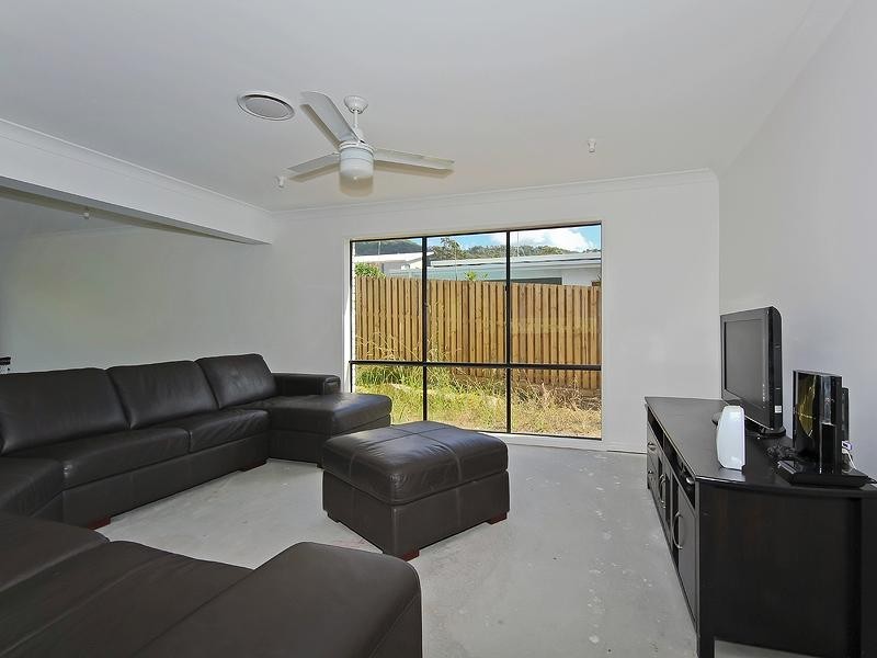 4 Greenview Drive, Upper Coomera QLD 4209
