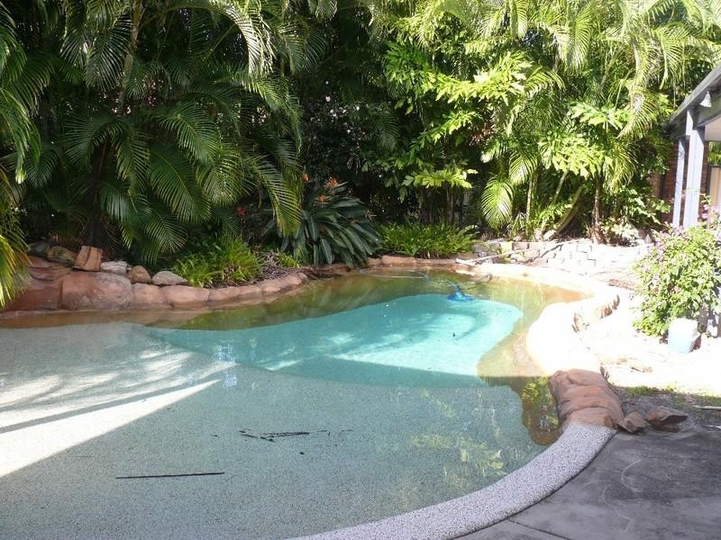 5A California Drive, Oxenford QLD 4210