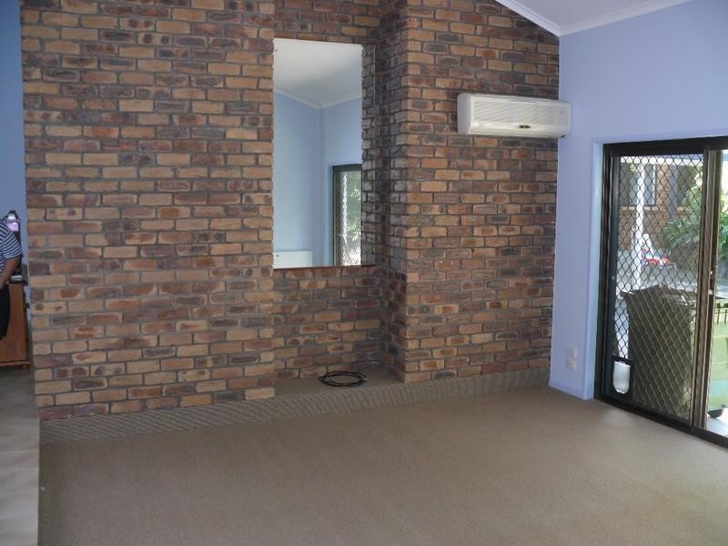 5A California Drive, Oxenford QLD 4210