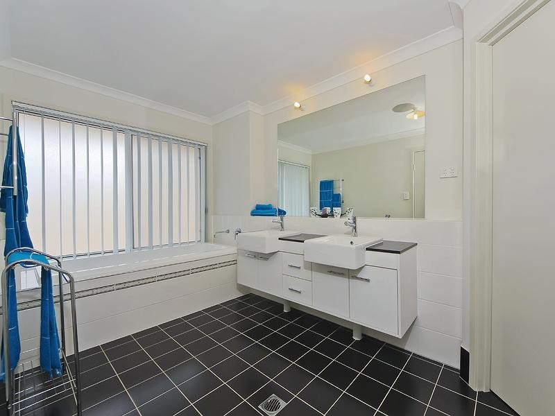 1 Toolangi Court, Upper Coomera QLD 4209