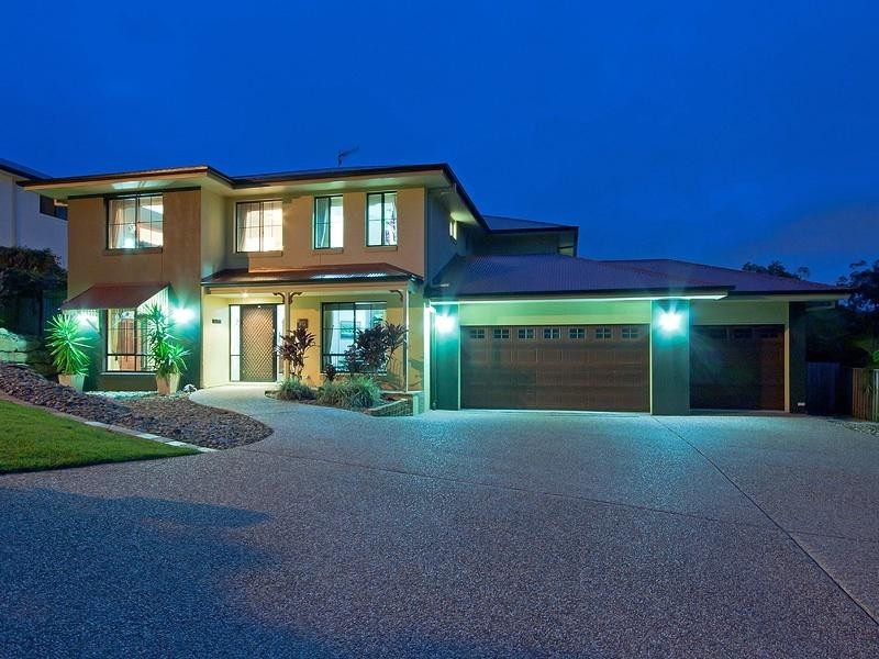 17 Observatory Drive, Reedy Creek QLD 4227