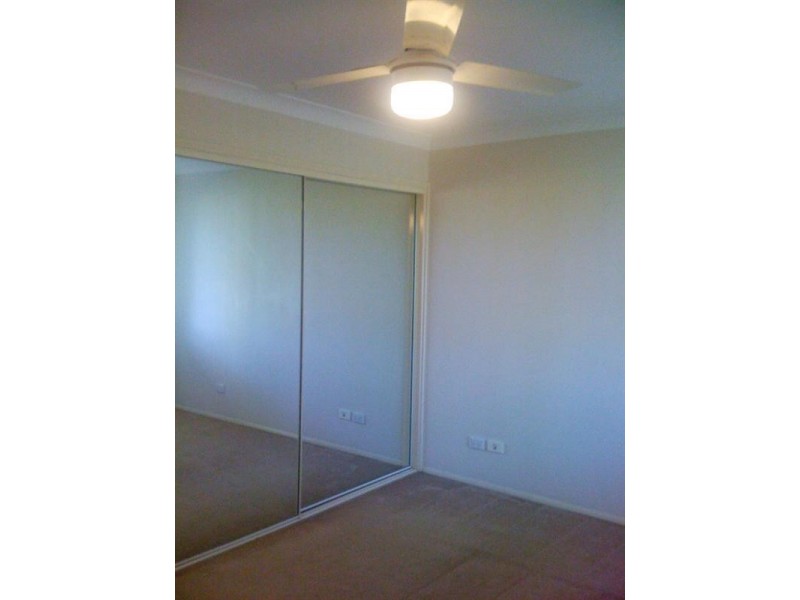 19/2 Bos Drive, Coomera QLD 4209