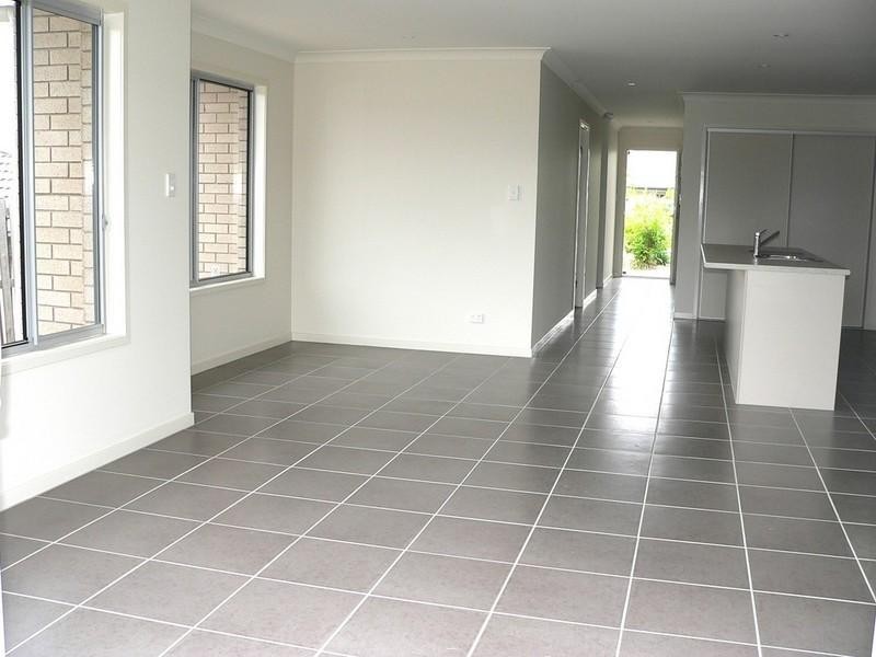 4 Reagan Close, Pimpama QLD 4209