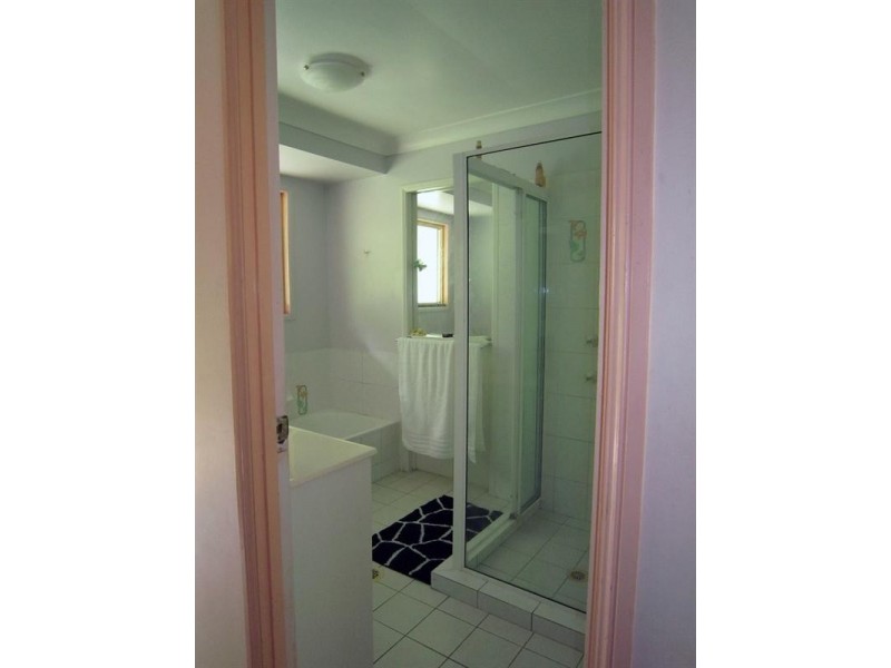 84 Chesterton Road, Guanaba QLD 4210