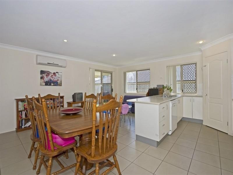 37 Goldcrest Drive, Upper Coomera QLD 4209
