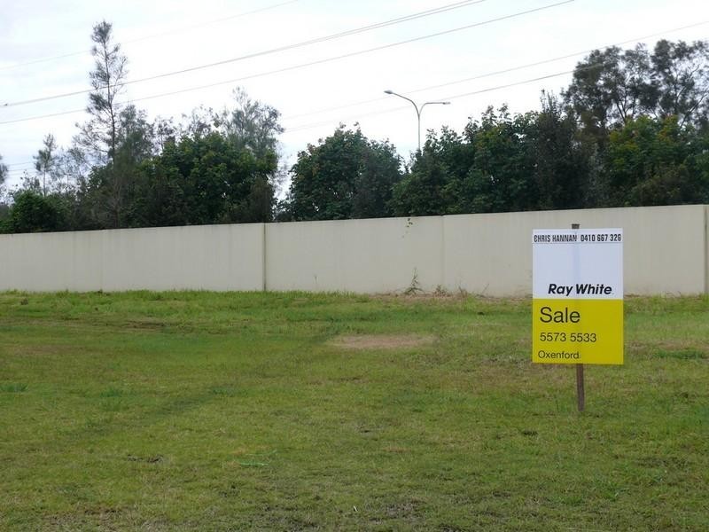 22 Fleetwood Court, Helensvale QLD 4212