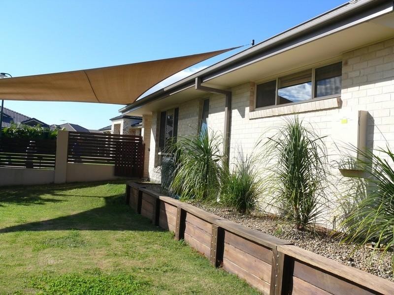 1/1 Clay Court, Pimpama QLD 4209