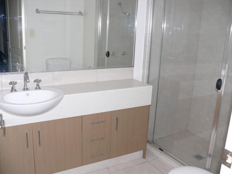 1/1 Clay Court, Pimpama QLD 4209