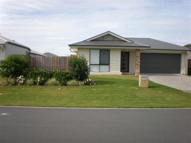 11 Daylesford Circuit, Ormeau QLD 4208