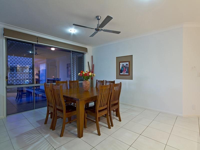 8 Rushcutter Avenue, Oxenford QLD 4210