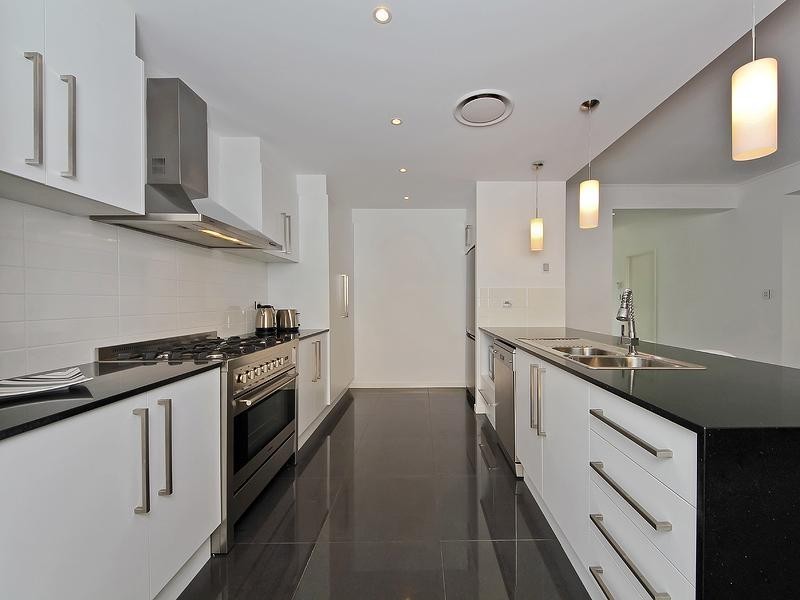 7 Peafowl Street, Upper Coomera QLD 4209