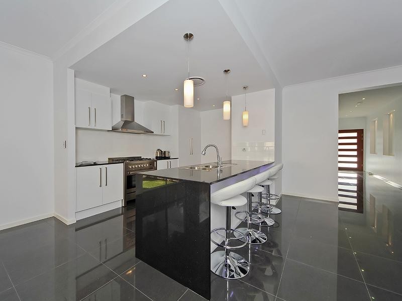 7 Peafowl Street, Upper Coomera QLD 4209