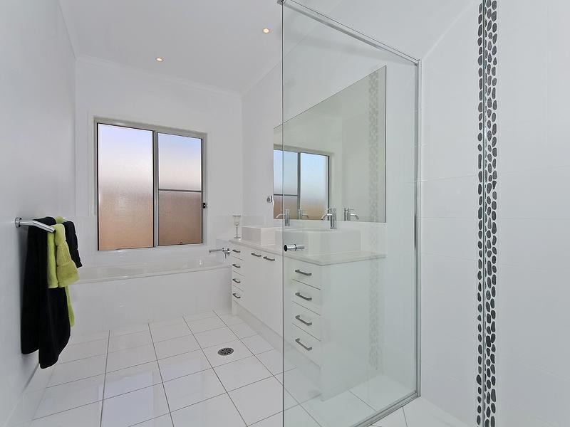 7 Peafowl Street, Upper Coomera QLD 4209