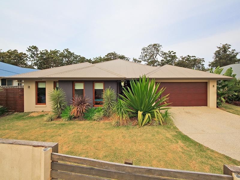 14 Peregrine Crescent, Coomera QLD 4209