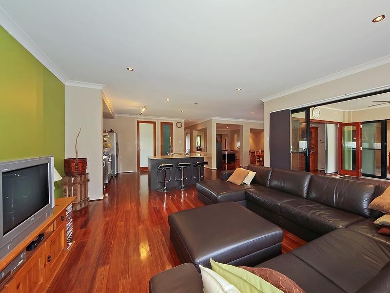 14 Peregrine Crescent, Coomera QLD 4209