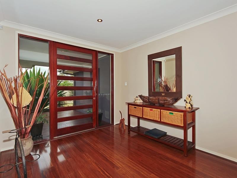 14 Peregrine Crescent, Coomera QLD 4209