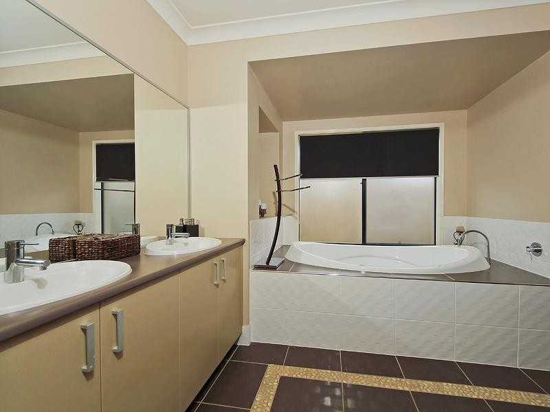 14 Peregrine Crescent, Coomera QLD 4209