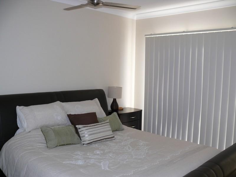 8 Chinaberry Crescent, Upper Coomera QLD 4209