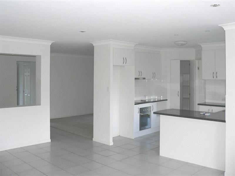 10 Lawson Street, Upper Coomera QLD 4209